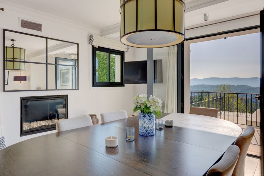 Villa Castellaras — Spiseplass 1