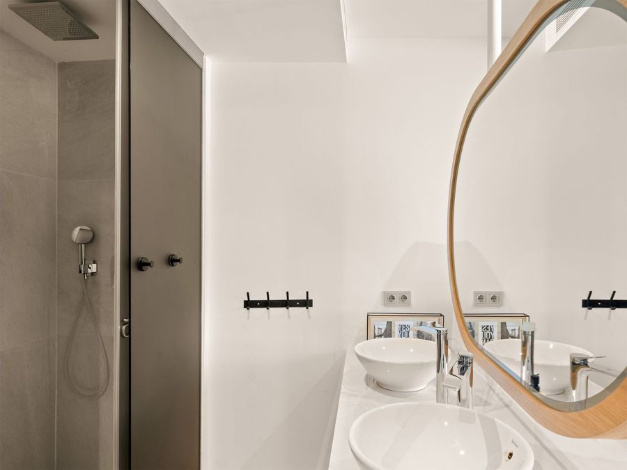 Sky Villa — Soverom og bad 5