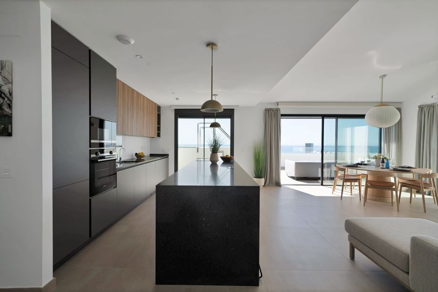 Seaviews Penthouse — Spiseplass 5